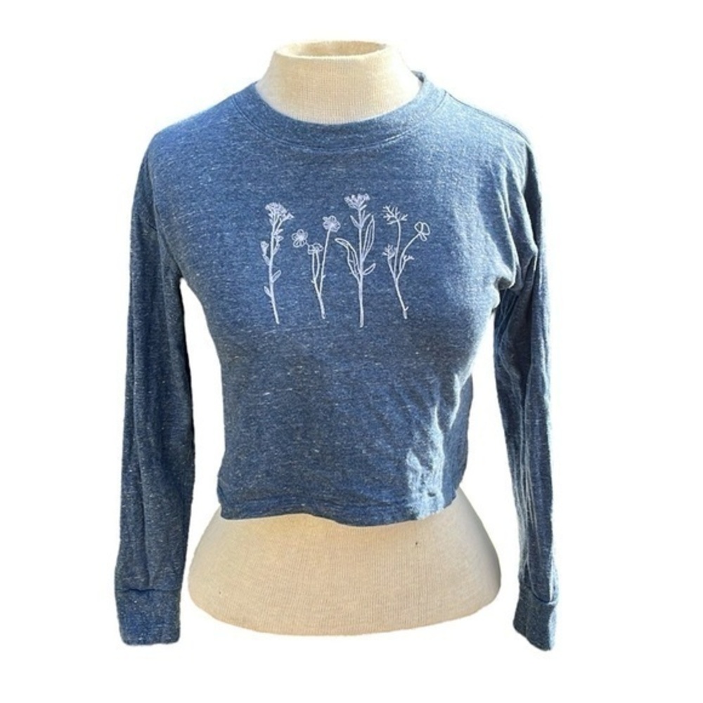 Gap Teen long sleeve crop top, floral graphic, blue/white, girls size medium